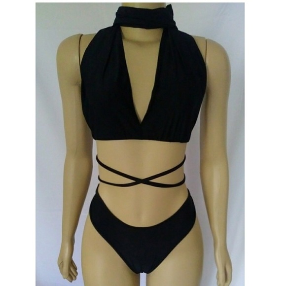 Fashion Nova Other - 2 piece bathing suit